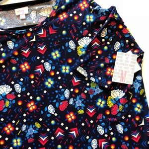 LuLaRoe Irma Tunic
